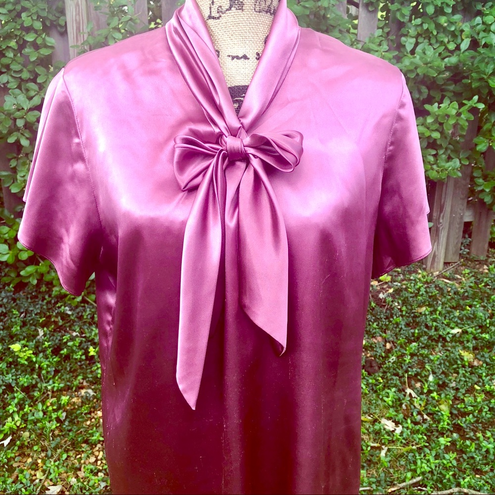 ⚜️ Silk Blouse with Bow